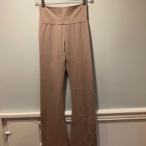 Brand New w/Tags Brandy Melville Soft Leggings